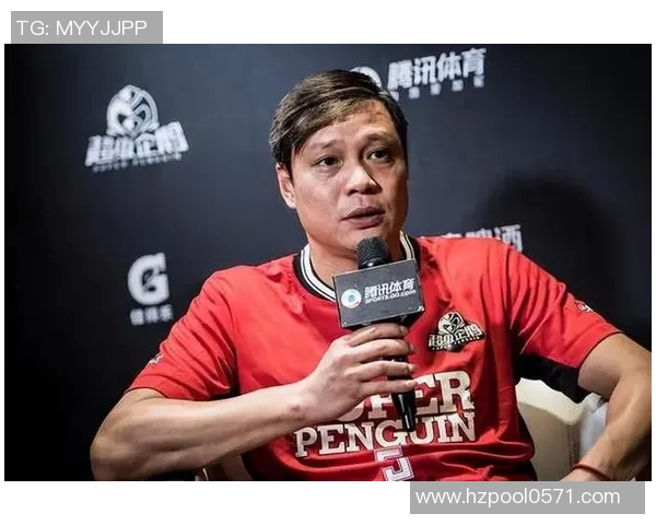 杜锋正式上任新岗位足协官宣跨界足球范志毅送上祝福 杜锋正式上任新岗位足协官宣跨界足球范志毅送上祝福